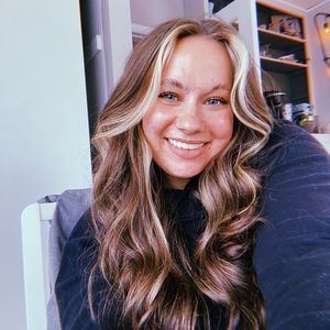 Meet your Posher, Andrea